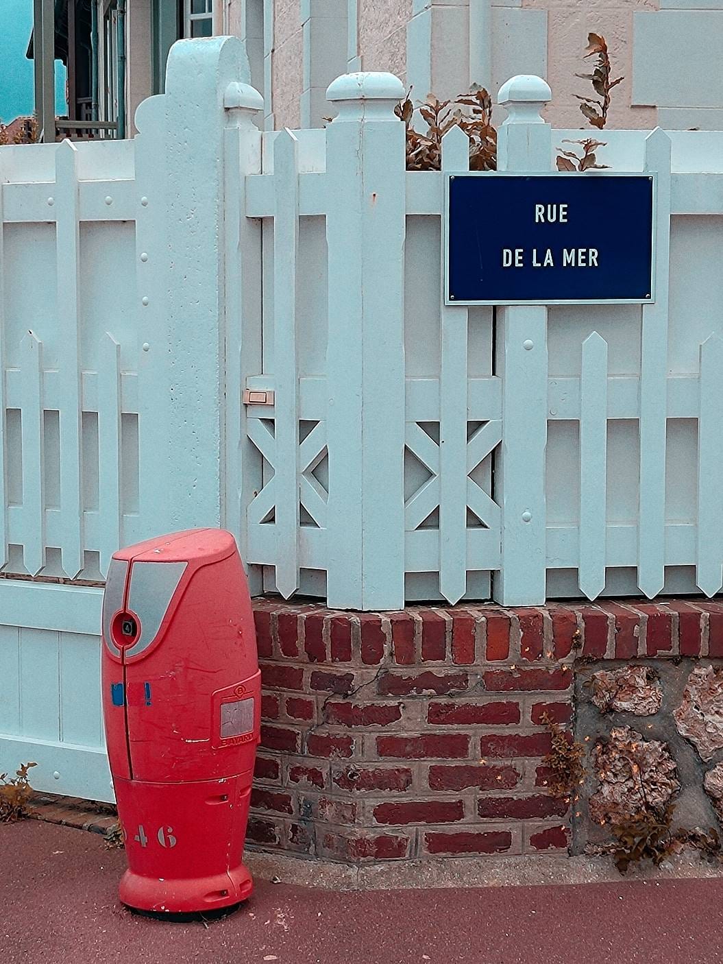 Deauville^4