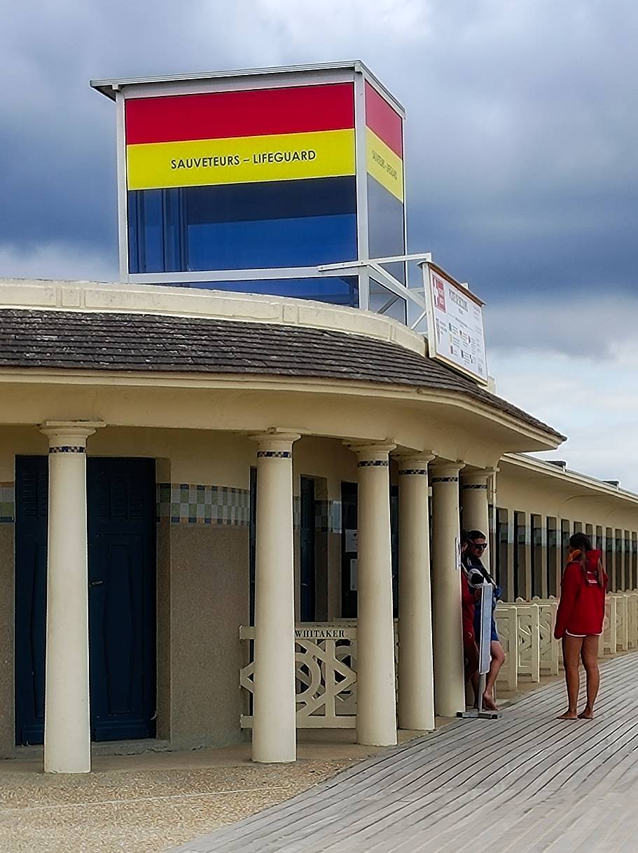 Deauville^4