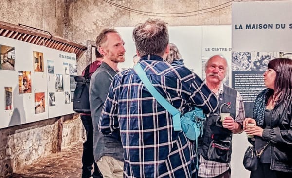 exposition "urbex, racines et fragments : le monde de Timothy Hannem"