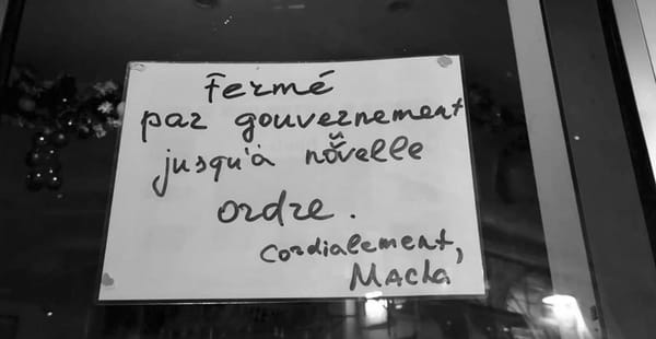aux confins de la monochromie